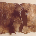 Μολύβδινο έλασμα με επιγραφή, 6ος αι. π.Χ., Μουσείο Παλαιόπολης-Mon Repos.